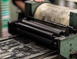 Jak wybrać urządzenie drukująco-aplikujące? Sprawdź, czym się kierować - NIKAbloguje. drukarka