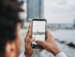 E-commerce jedzie na mobile’u? - NIKAbloguje. smartfon